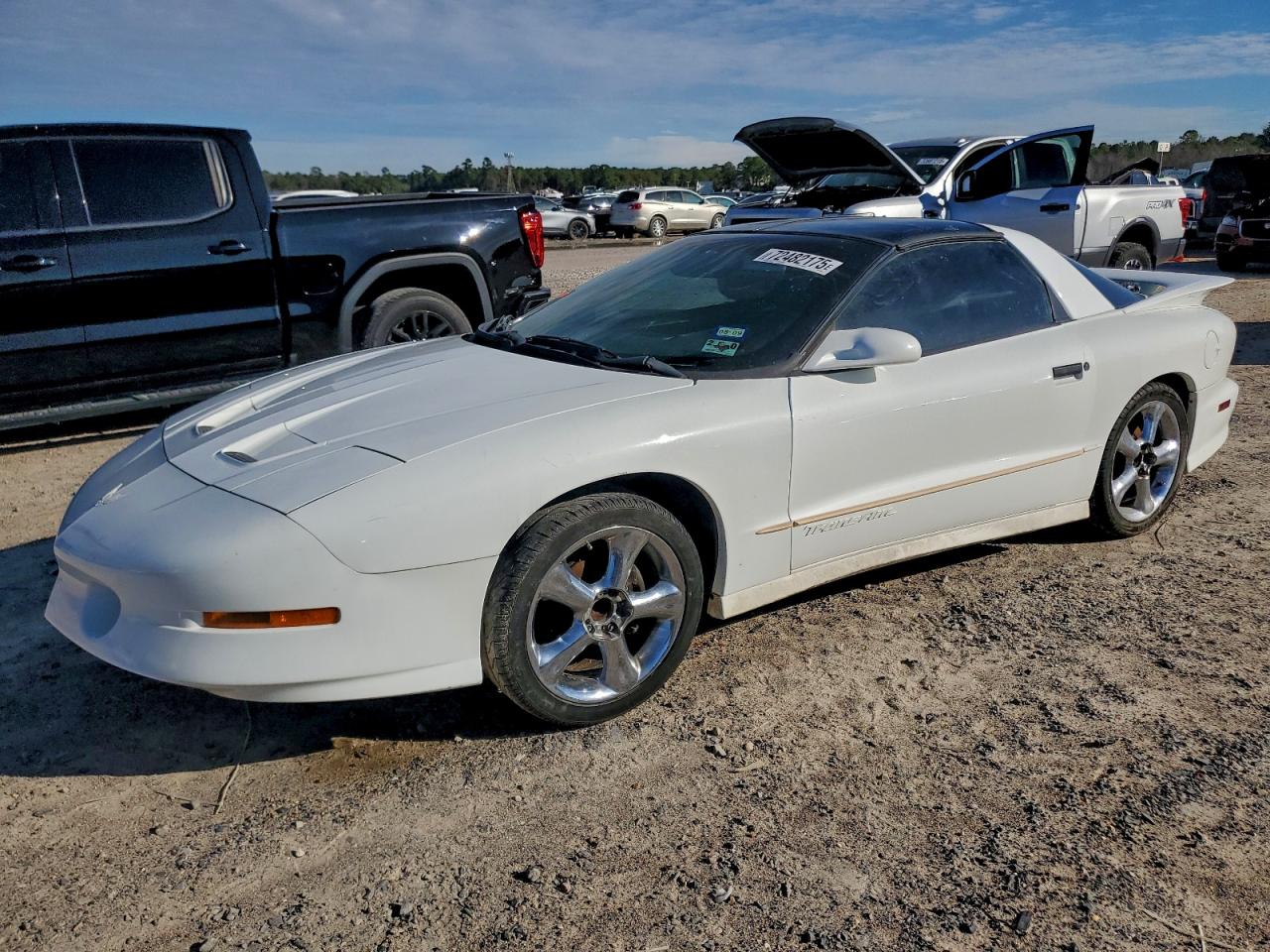 1997 Pontiac Firebird Formula, VIN 2G2FV22P4V2216963 — Normal wear