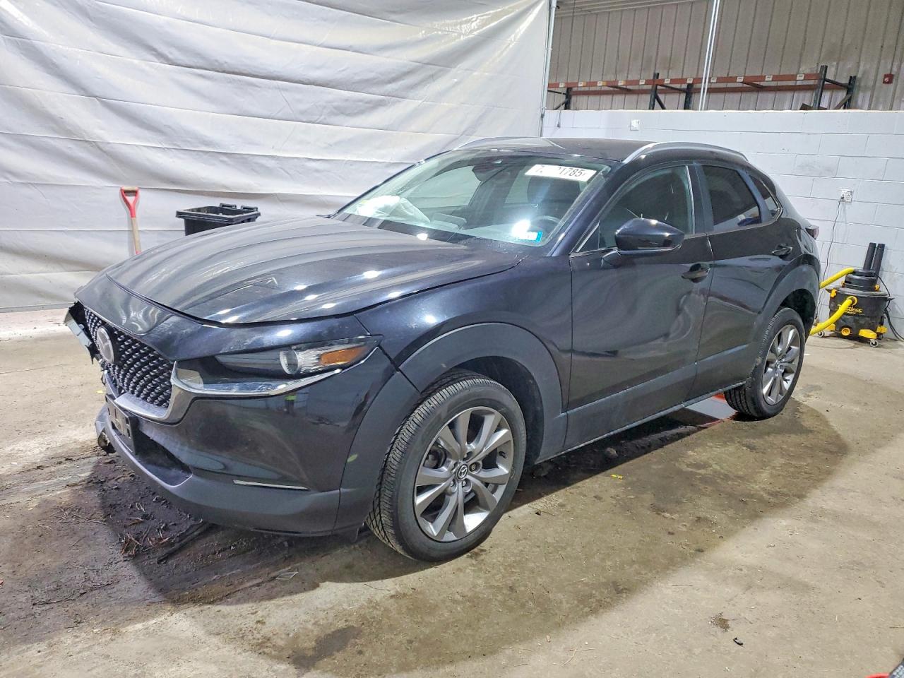 2022 Mazda CX-30 S Select, VIN 3MVDMBBL2NM447666 — Front end