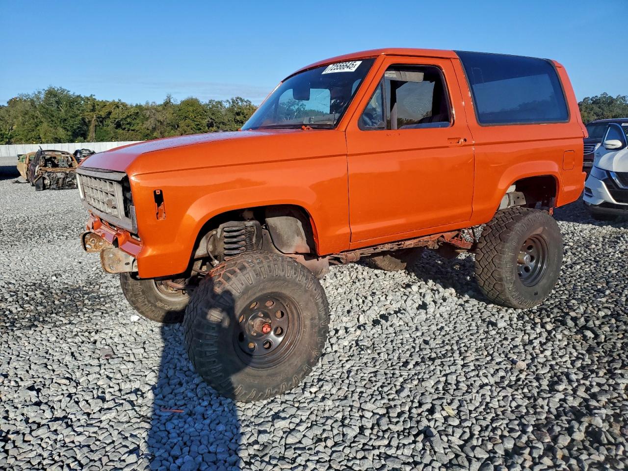 1988 Ford Bronco, VIN 1FMCU14TXJUD52326 — Mechanical