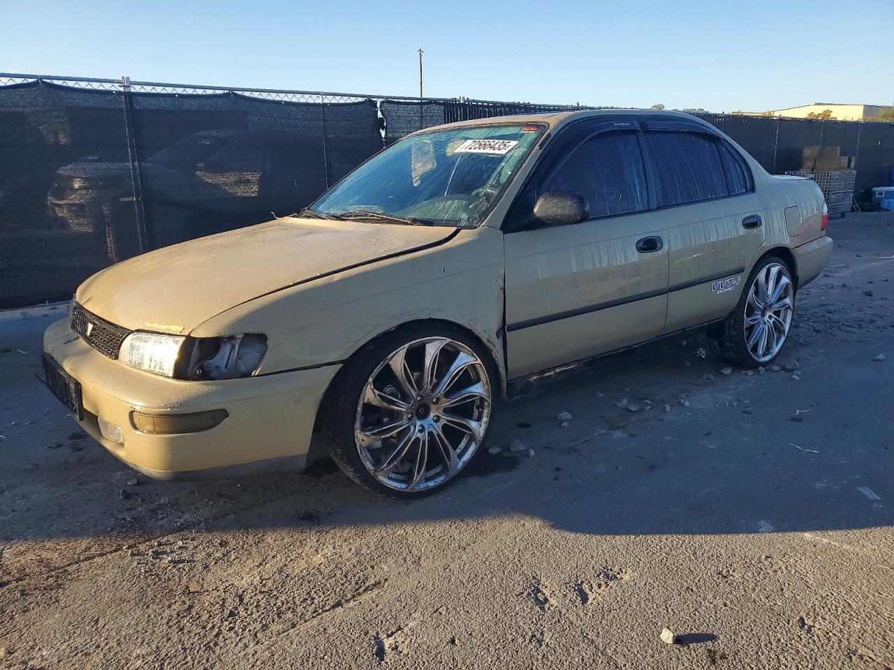 1995 Toyota Corolla DX, VIN 2T1AE09B2SC103925 — Front end
