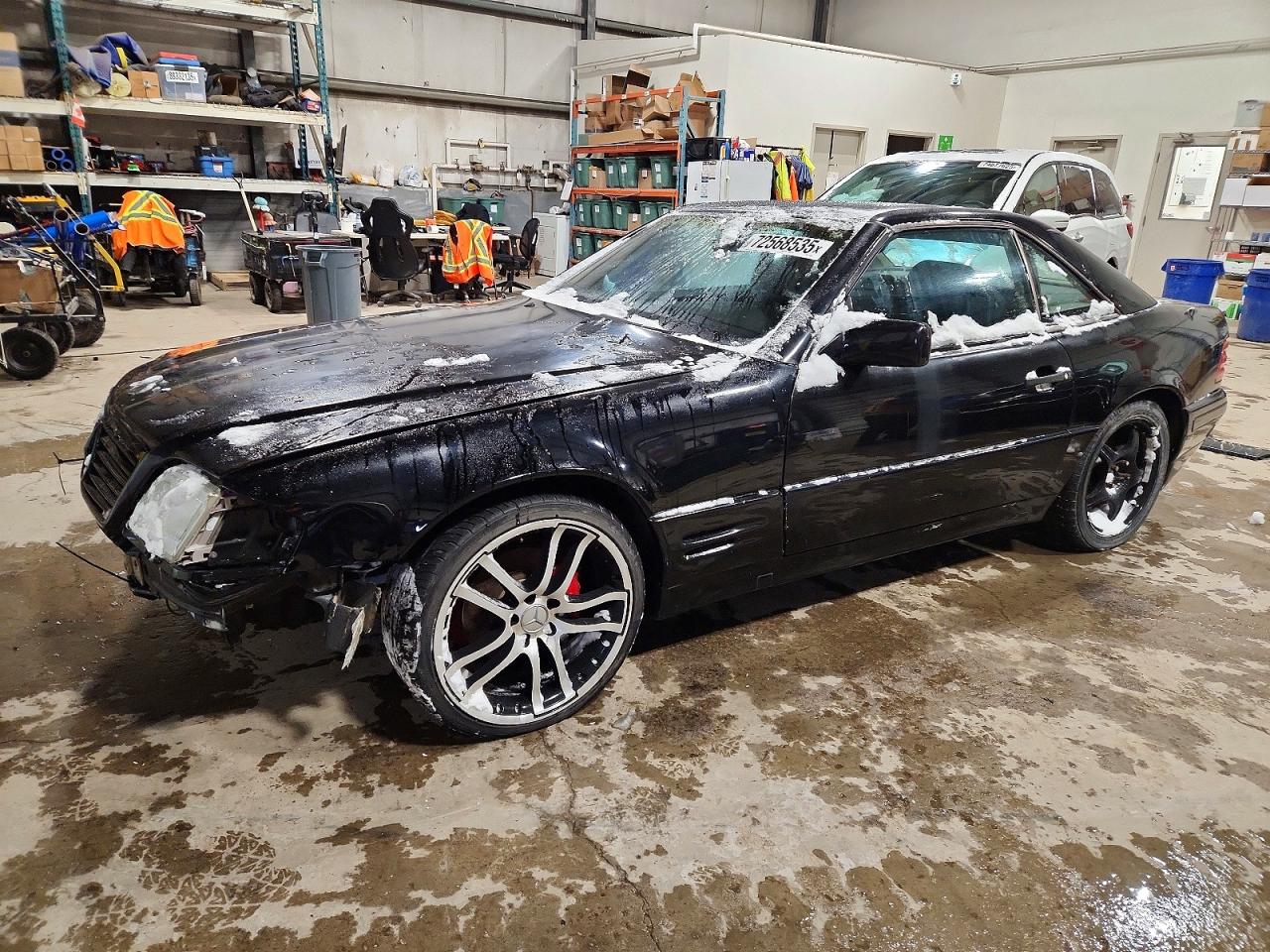 1991 Mercedes-Benz SL, VIN WDBFA66E8MF018633 — Front end