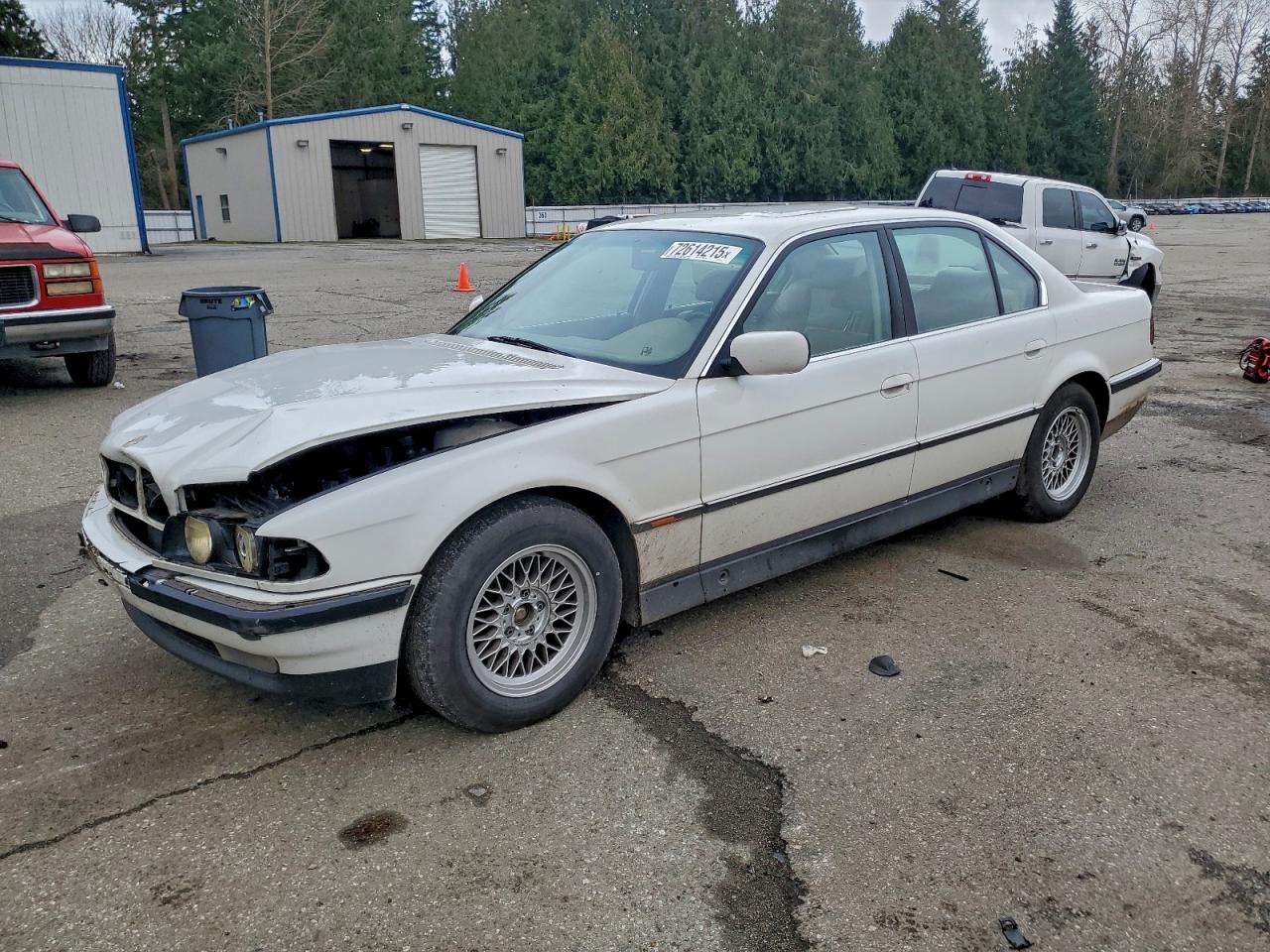 1995 BMW 7 Series 740i, VIN WBAGF6320SDH07124 — Front end