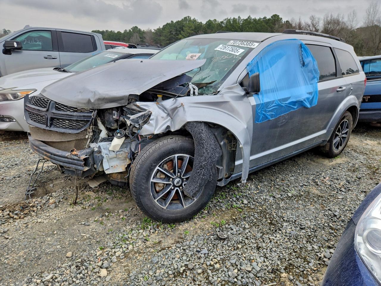 2018 Dodge Journey SE, VIN 3C4PDCAB9JT352695 — Перед