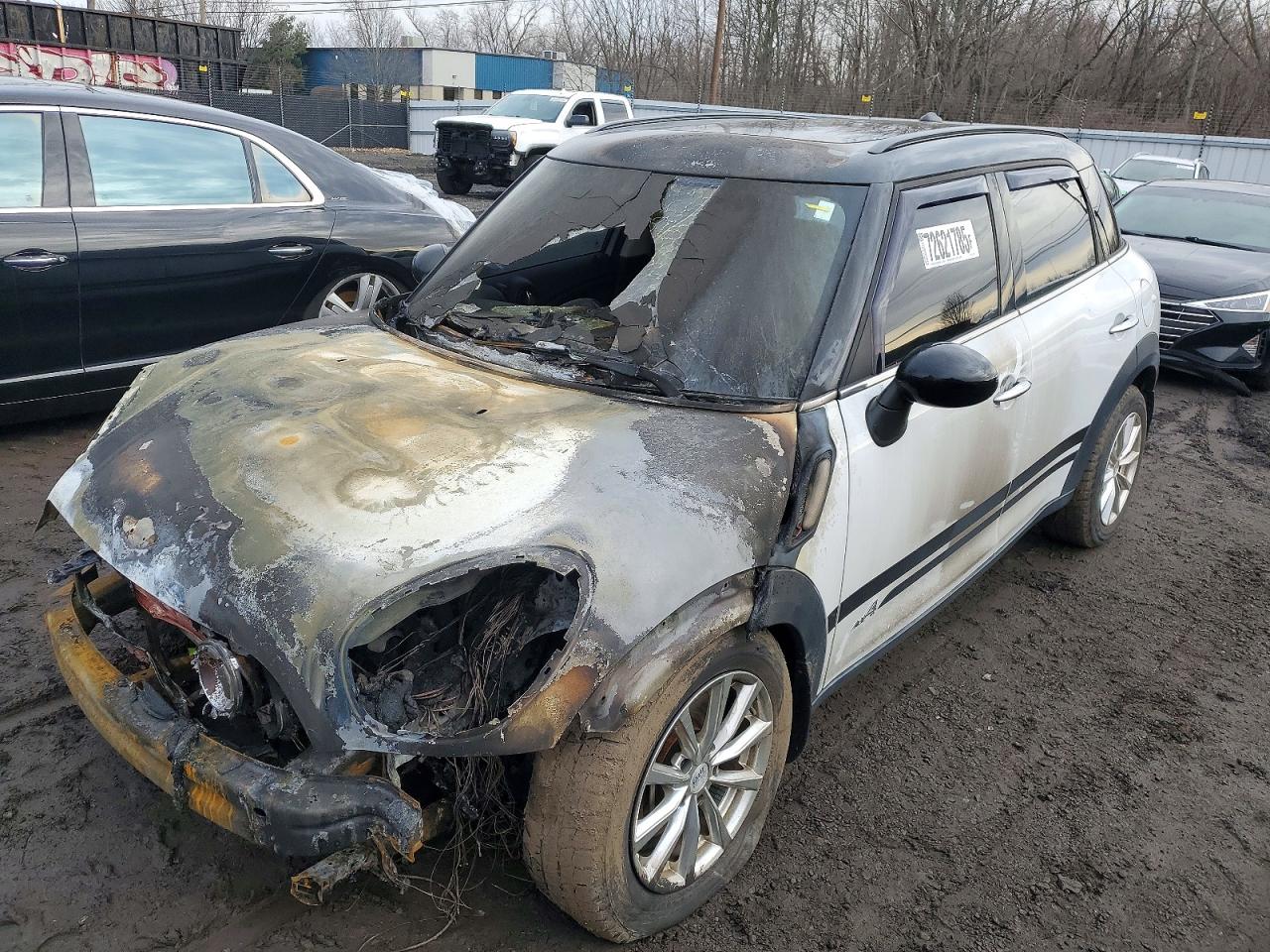 2014 MINI Countryman S, VIN WMWZC5C50EWM17249 — Пожар