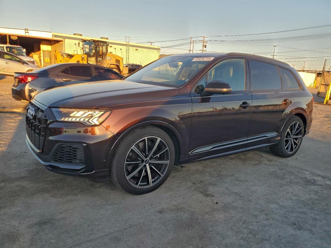 2022 Audi SQ7 Premium Plus, VIN WA1AWBF79ND019210 — Мелкие вмятины и царапины