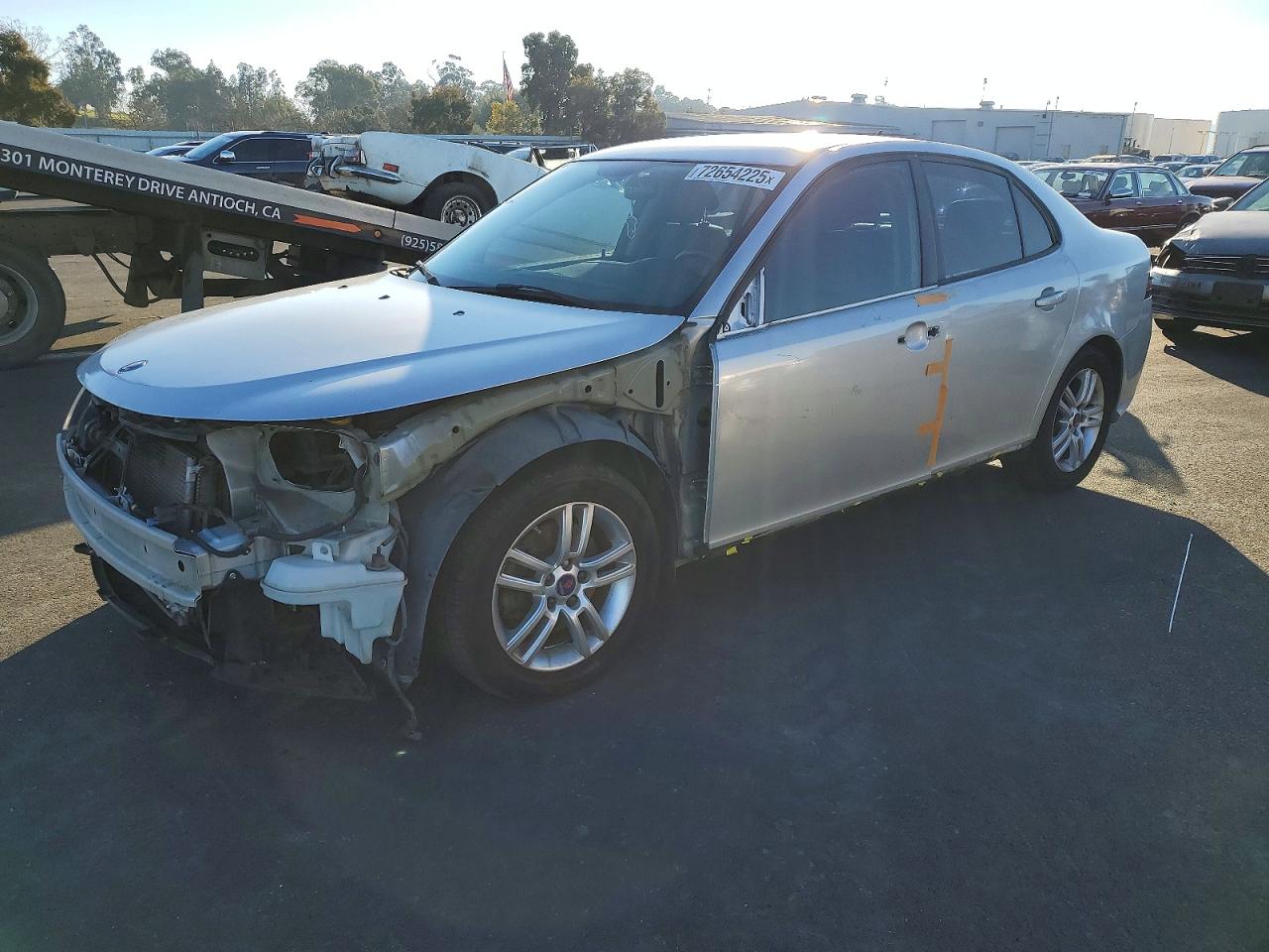 2011 Saab 9-3, VIN YS3FA4CY9B1310511 — Front end