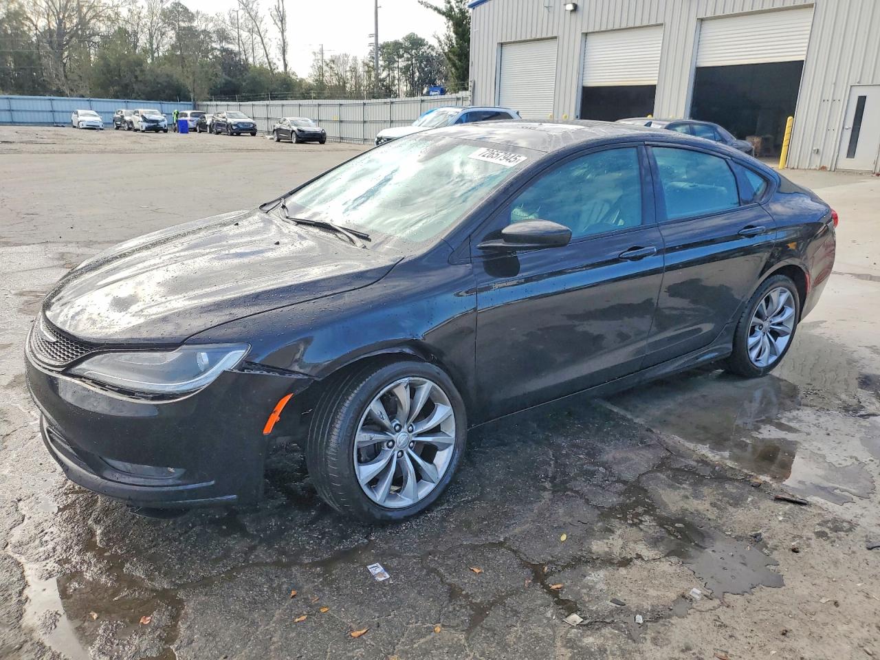 2015 Chrysler 200 S, VIN 1C3CCCBG3FN736253 — Front end
