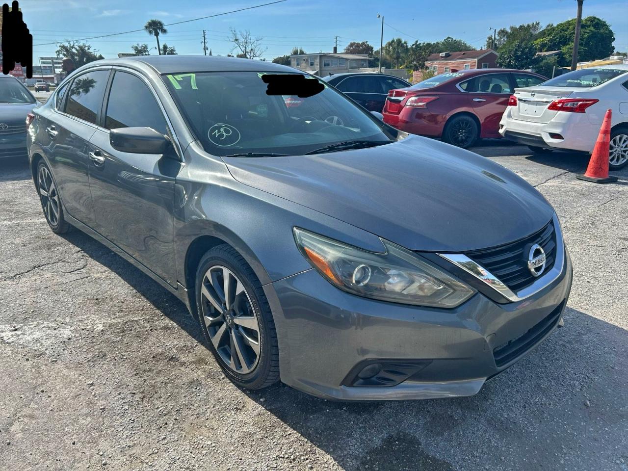 2017 Nissan Altima SR, VIN 1N4AL3AP7HC162023 — Ранее повреждён
