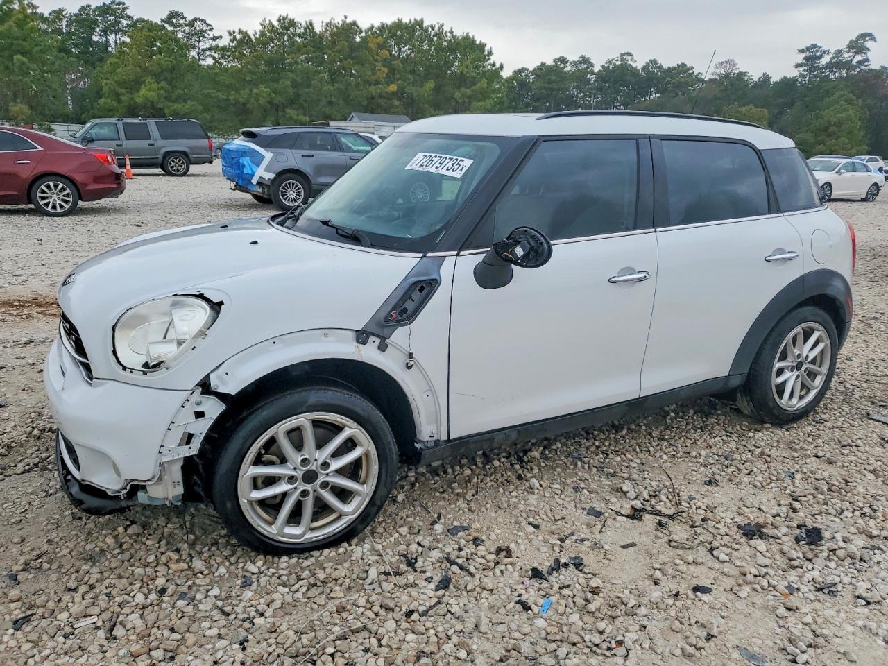 2015 MINI Countryman S, VIN WMWZC3C51FWT02410 — Front end