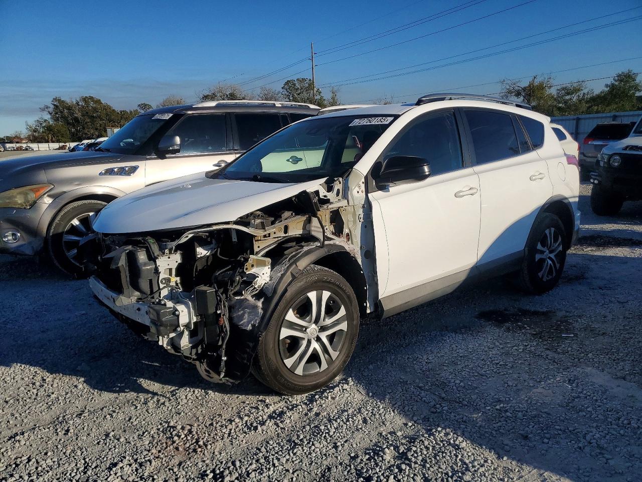 2017 Toyota RAV4 LE, VIN 2T3ZFREV3HW332634 — Front end