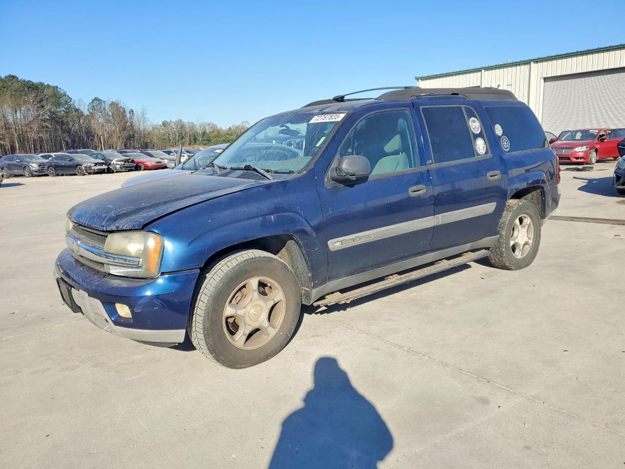 2004 Chevrolet TrailBlazer EXT LS, VIN 1GNET16S246234291 — Side