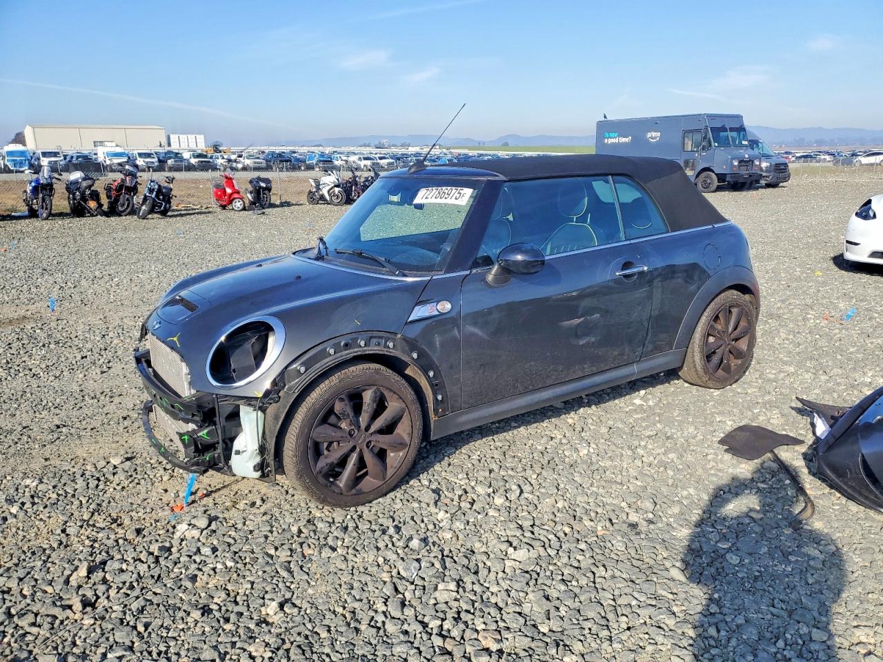 2015 MINI Convertible S, VIN WMWZP3C56F2A91185 — Перед