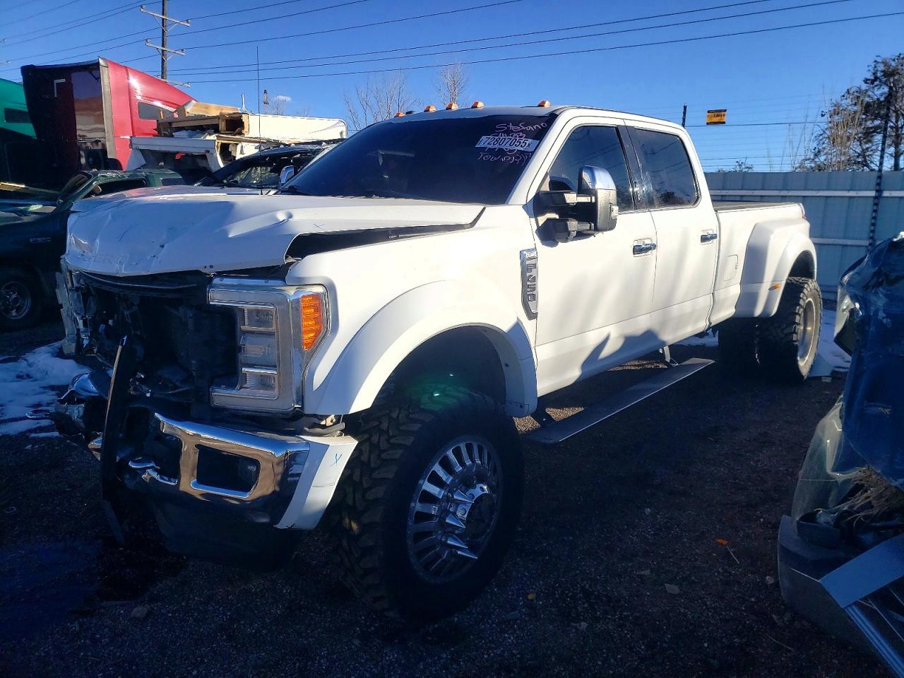 2018 Ford F-450 Platinum, VIN 1FT8W4DT0JEC47648 — Front end