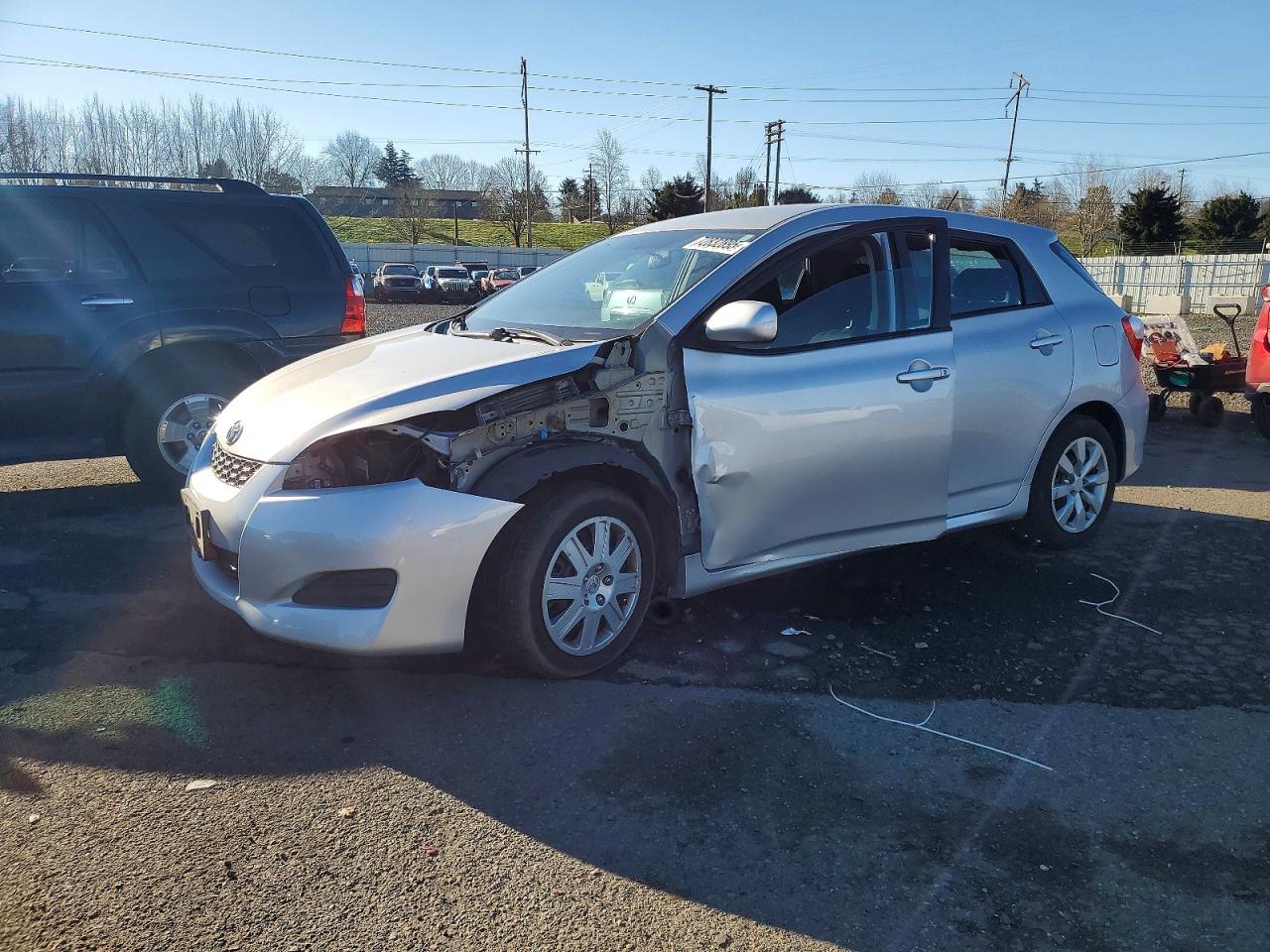 2012 Toyota Matrix L, VIN 2T1KU4EE0CC880278 — Side