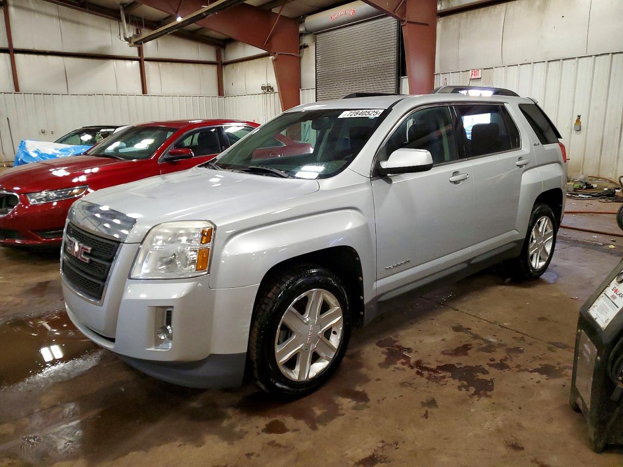 2011 GMC Terrain SLE-2, VIN 2CTFLTEC5B6351085 — Rear end