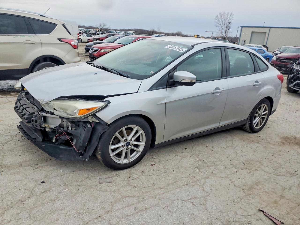 2016 Ford Focus SE, VIN 1FADP3F20GL316178 — Front end