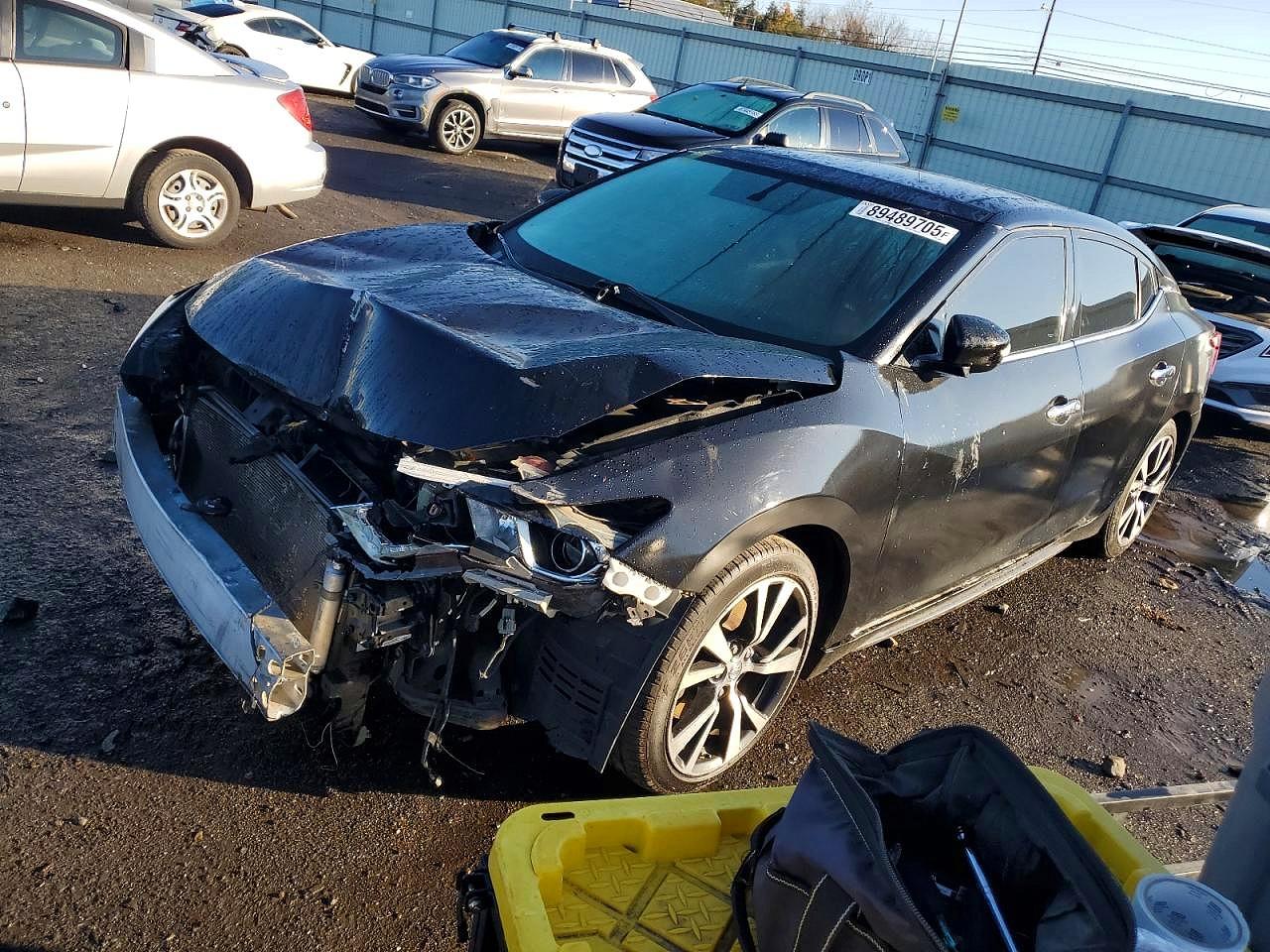 2017 Nissan Maxima SR, VIN 1N4AA6AP6HC383927 — Перед