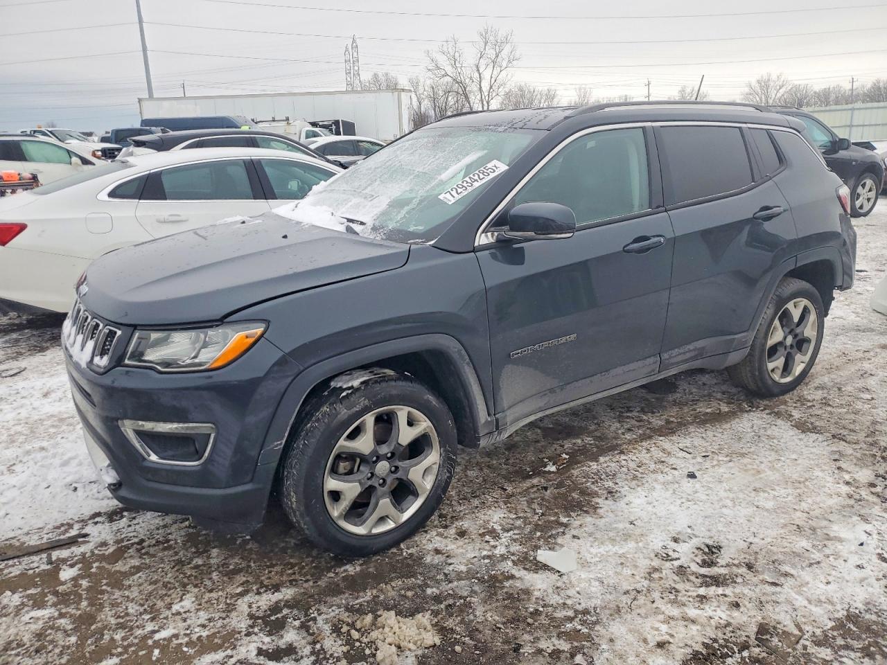 2018 Jeep Compass Limited, VIN 3C4NJDCB9JT395615 — Rear end