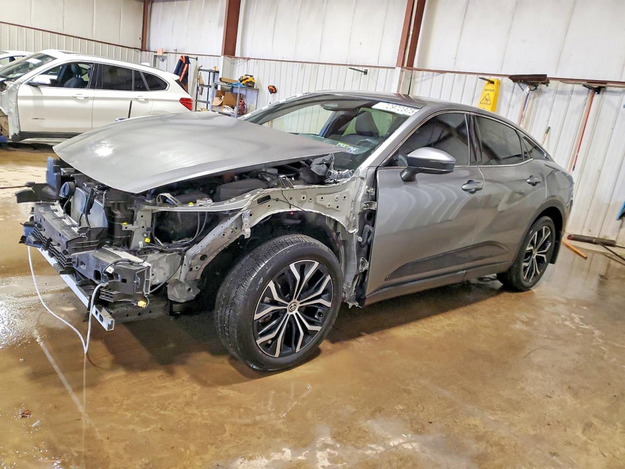 2023 Toyota Crown XLE, VIN JTDAAAAF0P3006545 — Front end