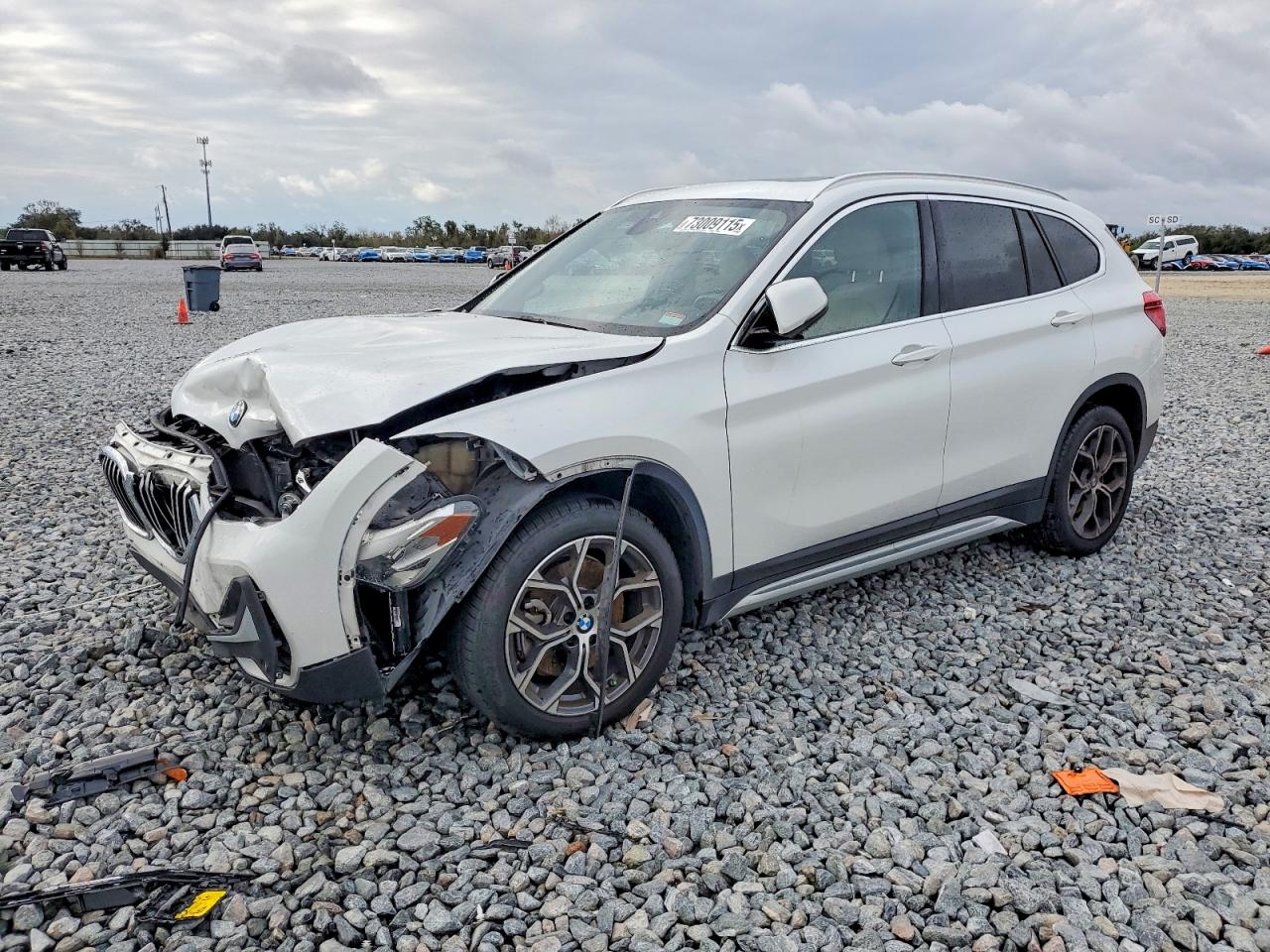 2022 BMW X1 sDrive28i, VIN WBXJG7C01N5V20760 — Front end