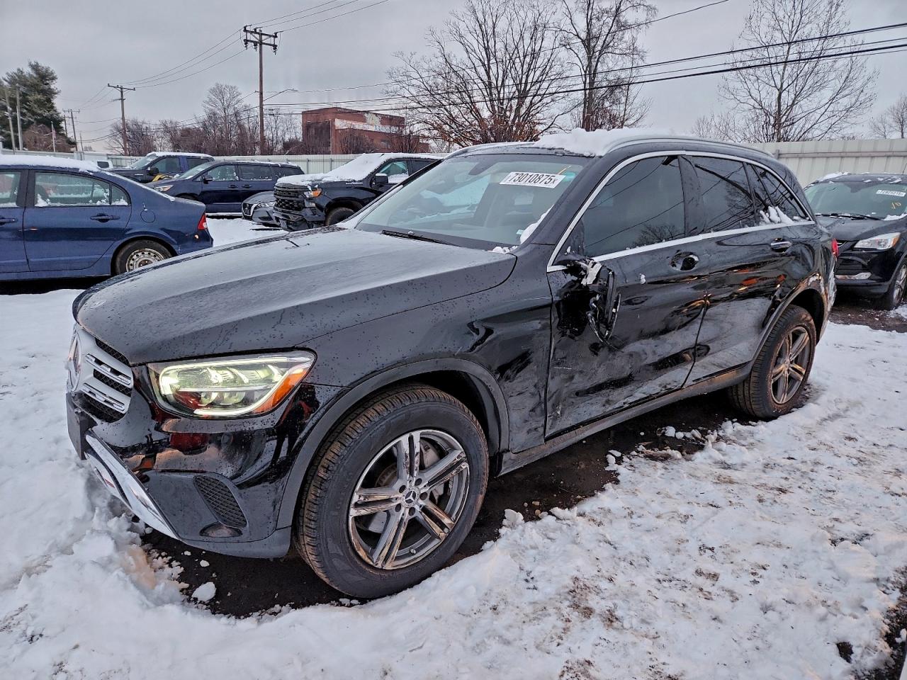 2020 Mercedes-Benz GLC 300, VIN WDC0G8EBXLF678397 — Side
