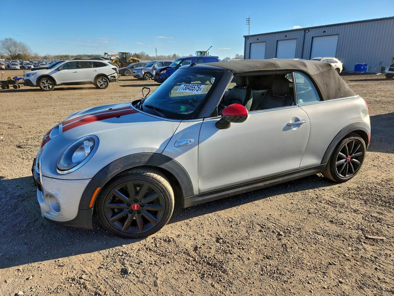 2018 MINI Convertible Cooper S, VIN WMWWG9C55J3E38854 — Мелкие вмятины и царапины
