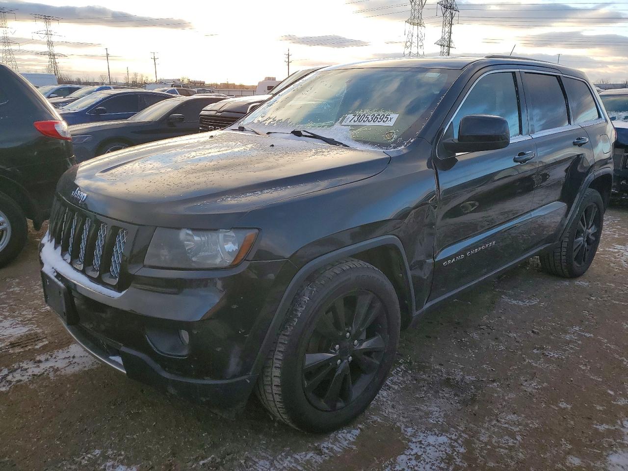 2013 Jeep Grand Cherokee Laredo Trailhawk, VIN 1C4RJFAT0DC583772 — Normal wear