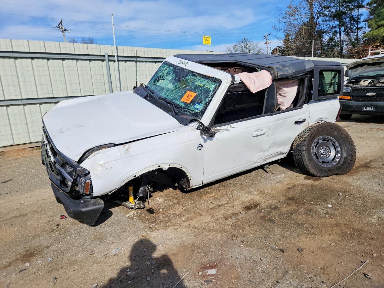 2025 Ford Bronco Outer Banks, VIN 1FMEE8BP1SLA68546 — Front end