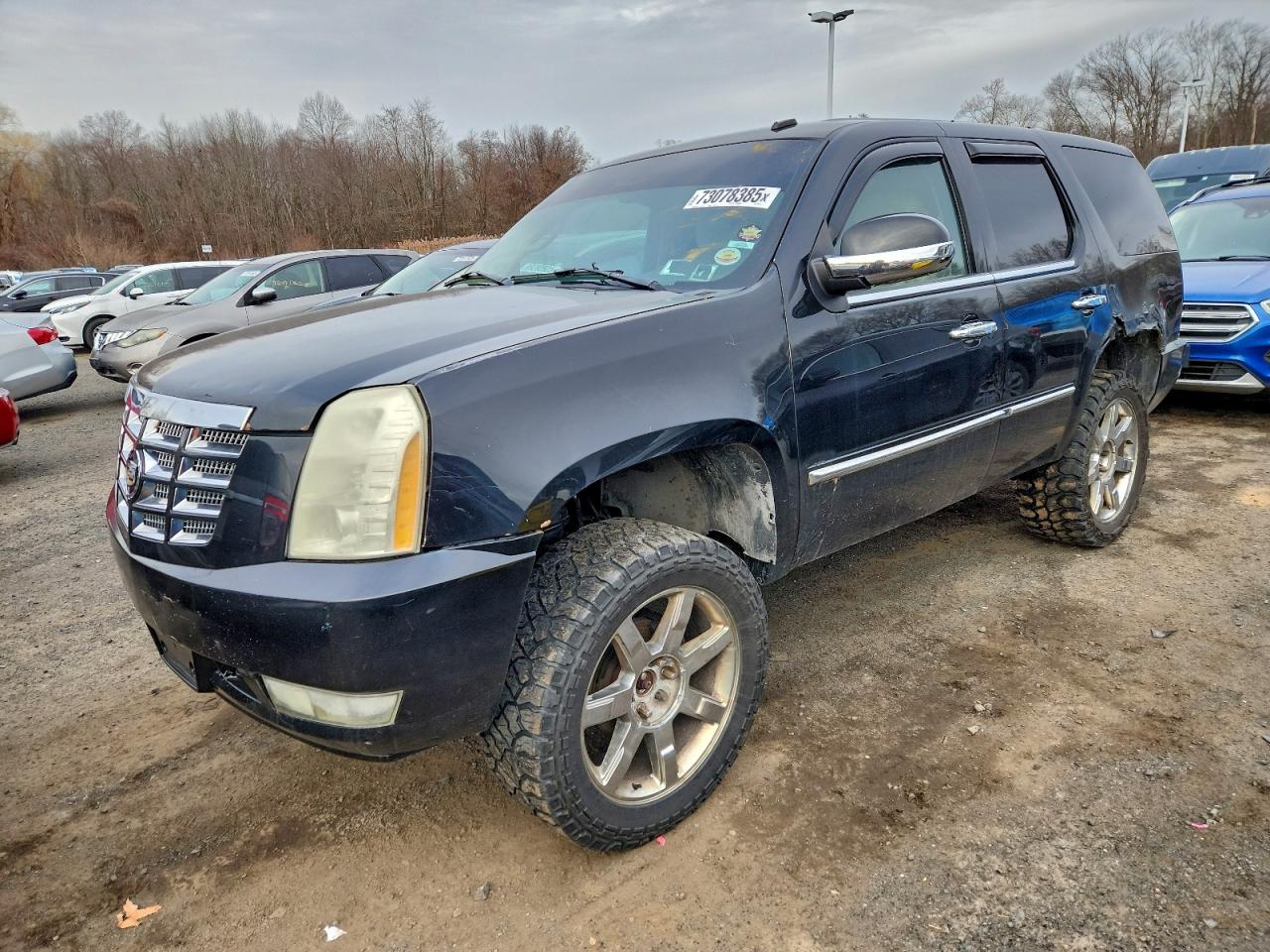 2007 Cadillac Escalade, VIN 1GYFK63887R195872 — Minor dents and scratches