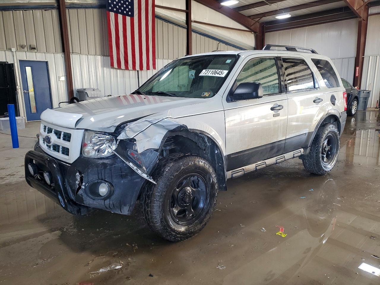 2009 Ford Escape XLT, VIN 1FMCU03G99KC26304 — Front end
