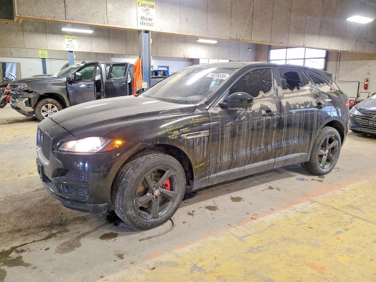 2018 Jaguar F-Pace 30t Premium, VIN SADCJ2GX2JA238120 — Prior damage history