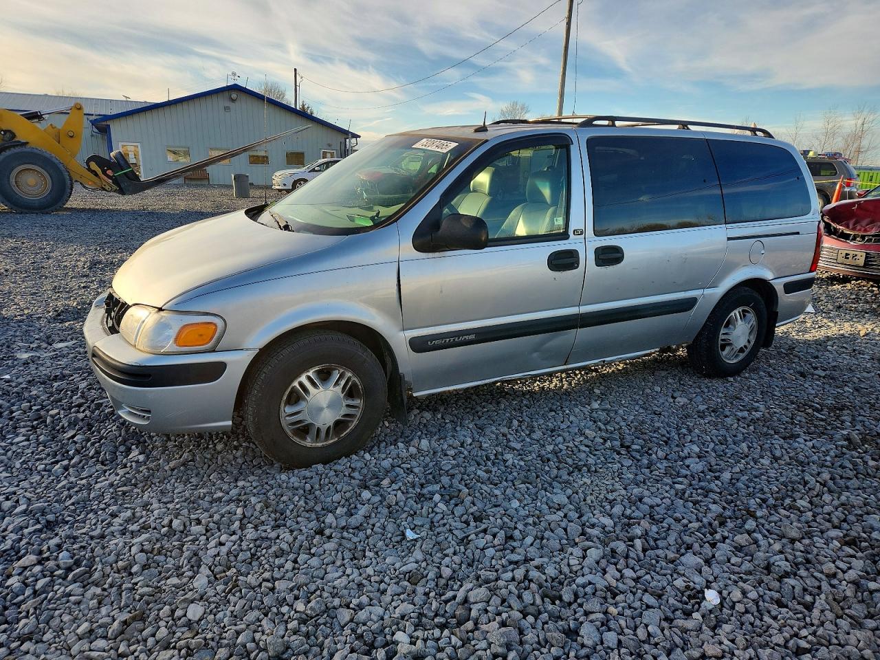 2003 Chevrolet Venture LT, VIN 1GNDX13E13D186582 — Front end