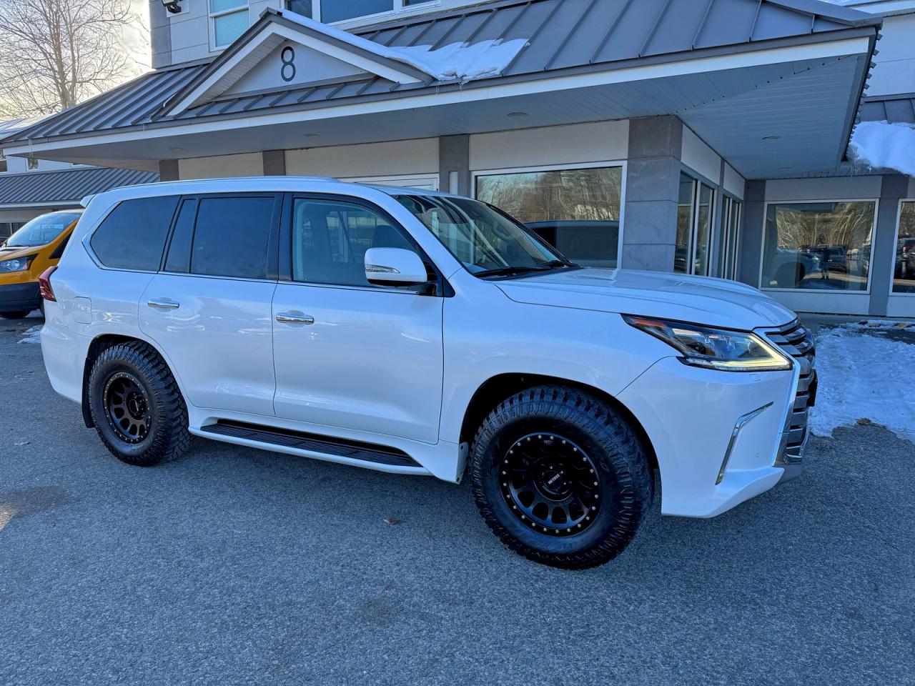 2017 Lexus LX 570, VIN JTJHY7AX5H4247578 — Minor dents and scratches