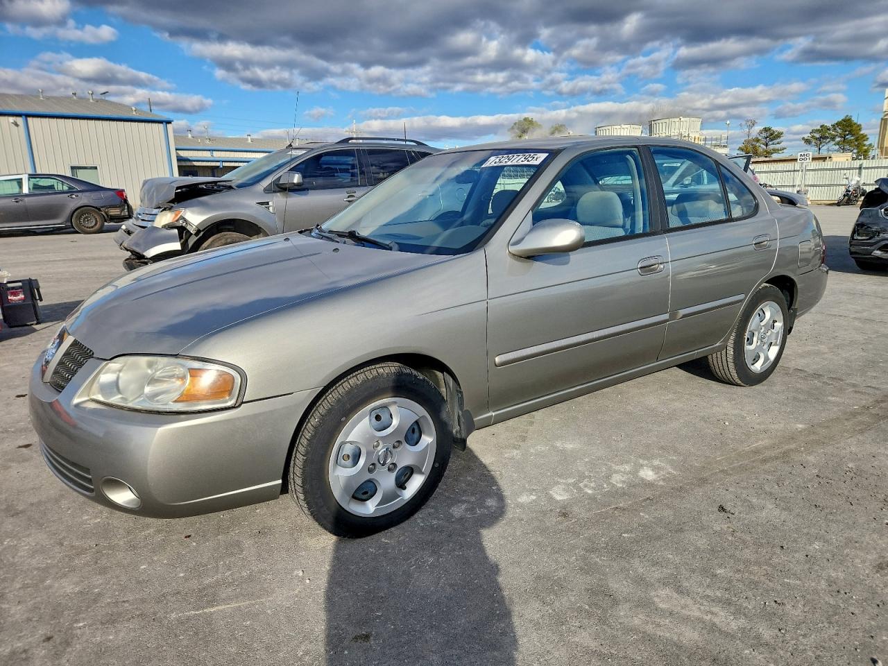2005 Nissan Sentra S, VIN 3N1CB51D65L462677 — Перед