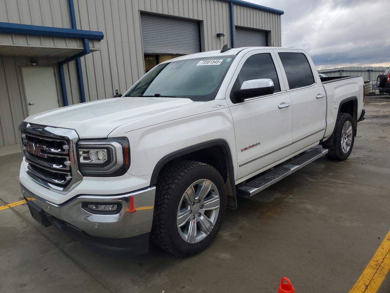 2018 GMC Sierra 1500 SLT, VIN 3GTU2NEC6JG324322 — Normal wear