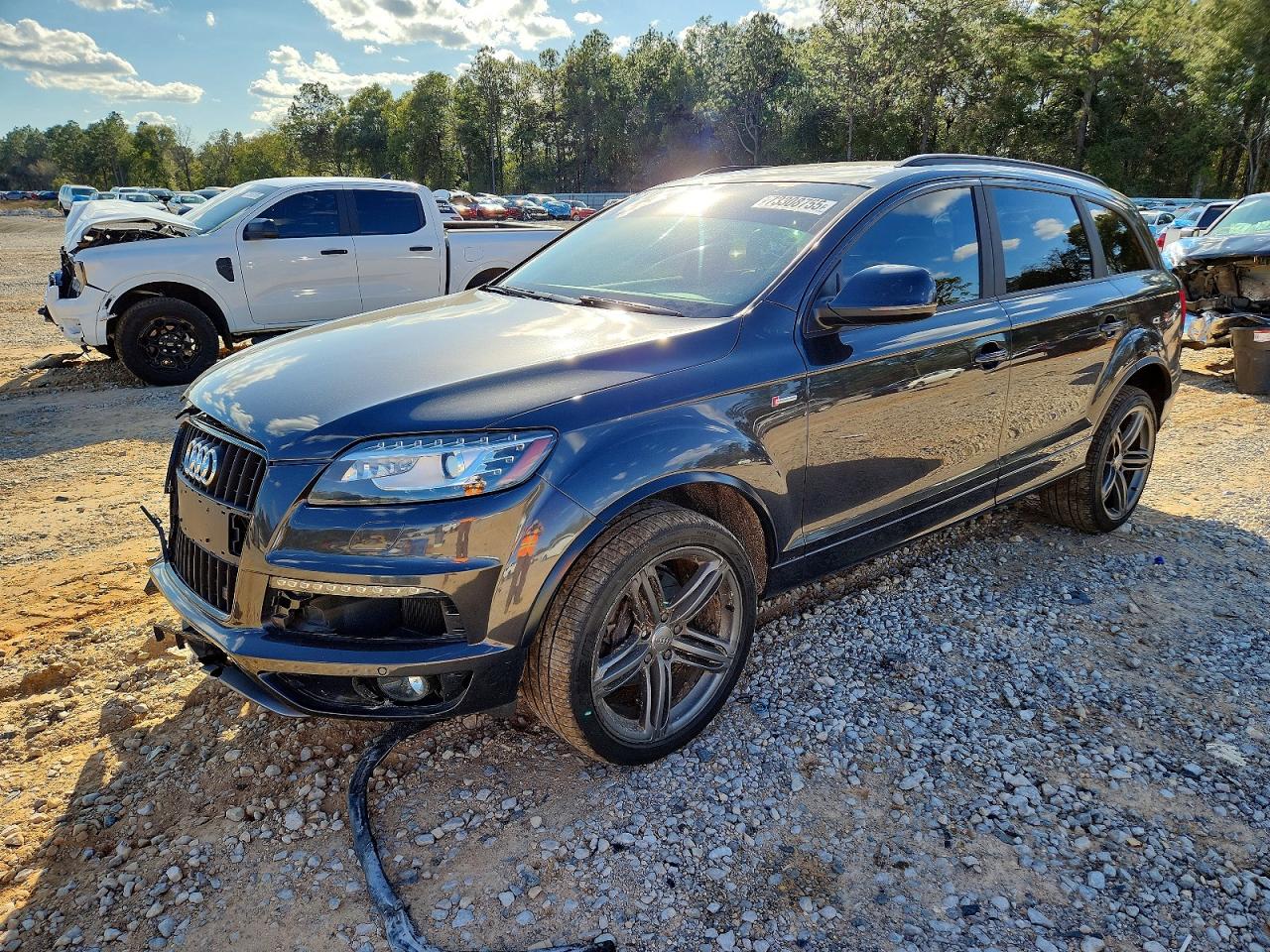 2015 Audi Q7 S line Prestige, VIN WA1DGAFE8FD001656 — Front end