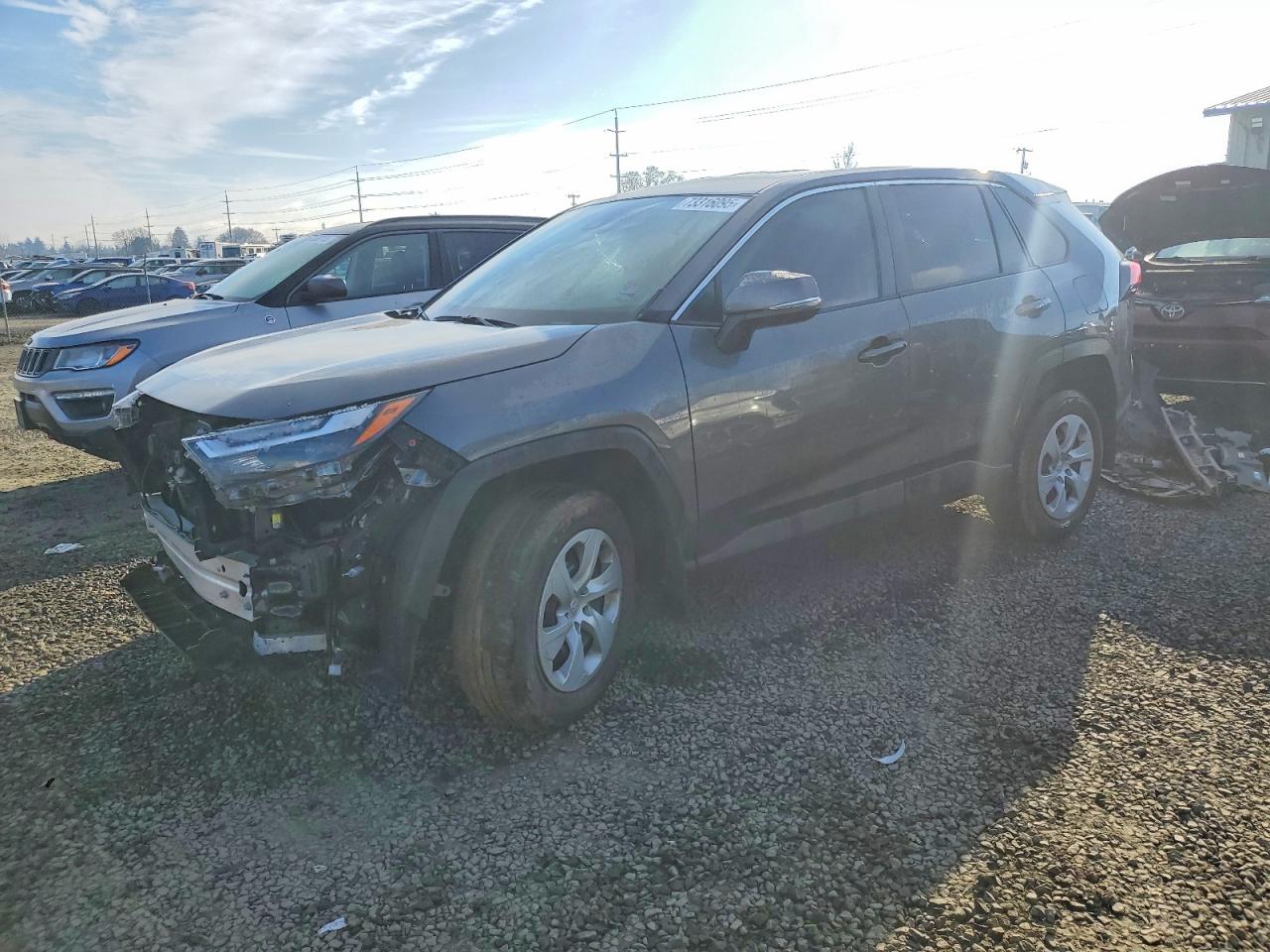 2025 Toyota RAV4 LE, VIN 2T3G1RFV2SC491366 — Перед