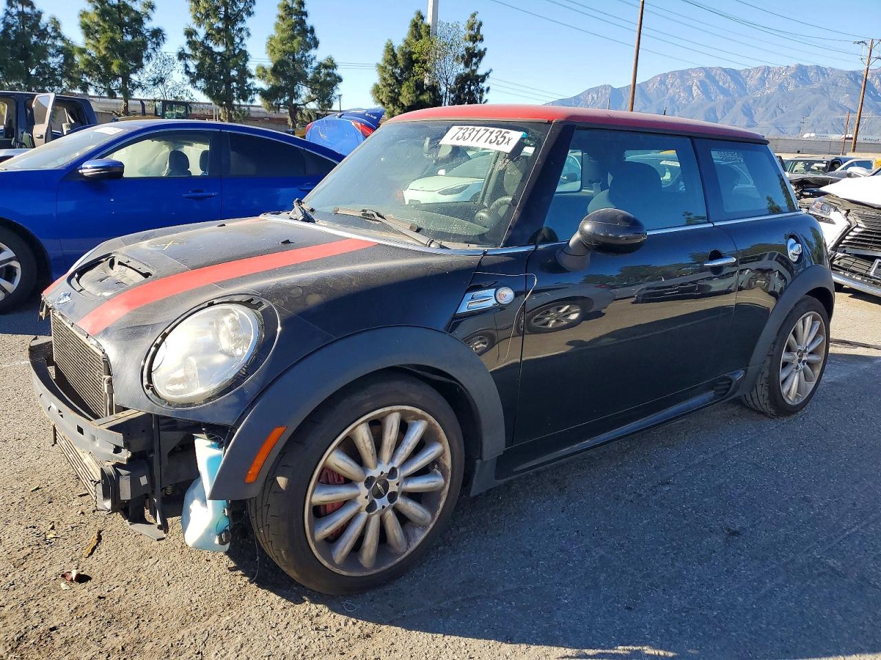 2011 MINI COOPER, VIN WMWSV9C55BT199602 — Front end