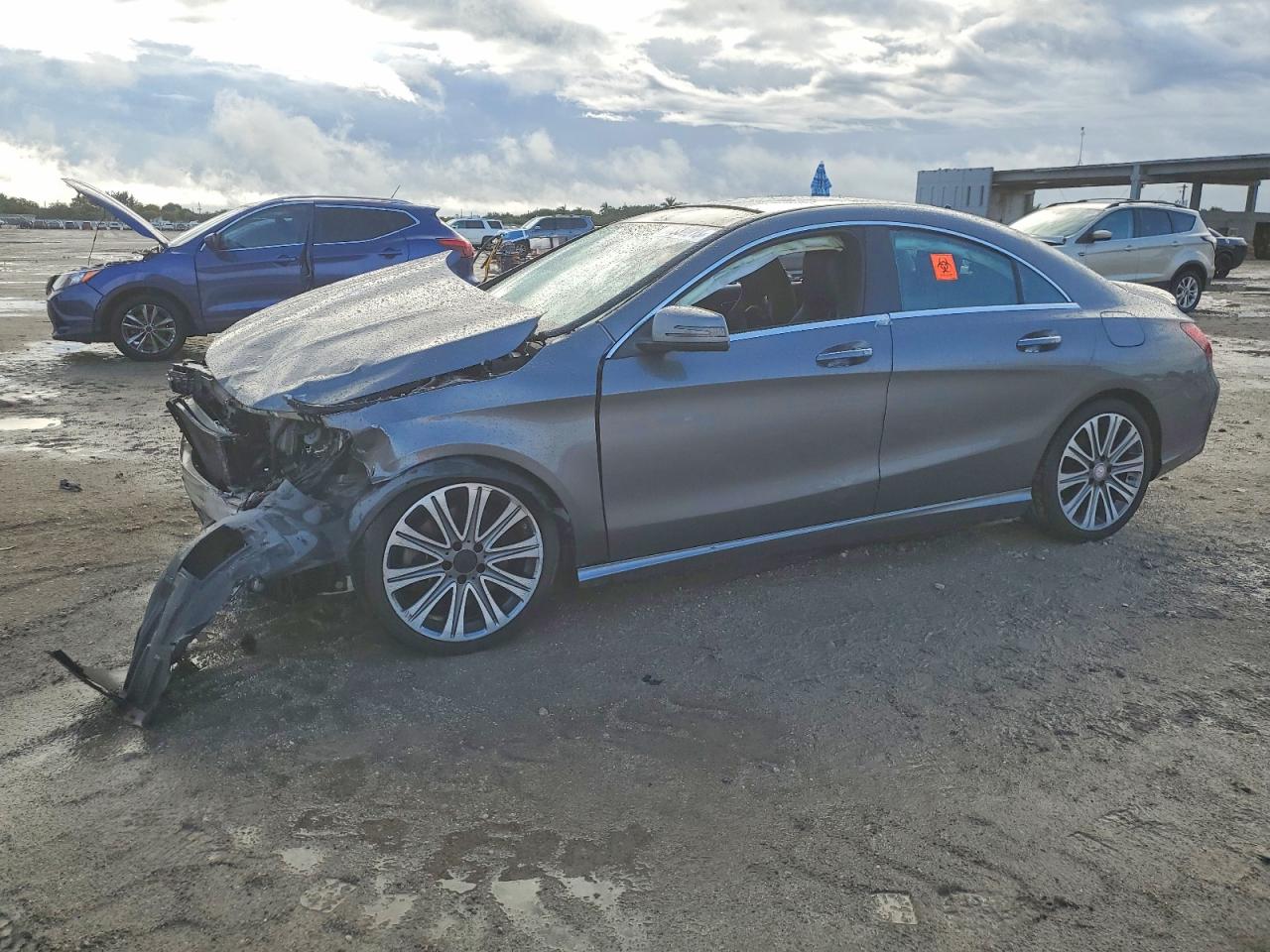 2017 Mercedes-Benz CLA 250, VIN WDDSJ4GB7HN437471 — Front end