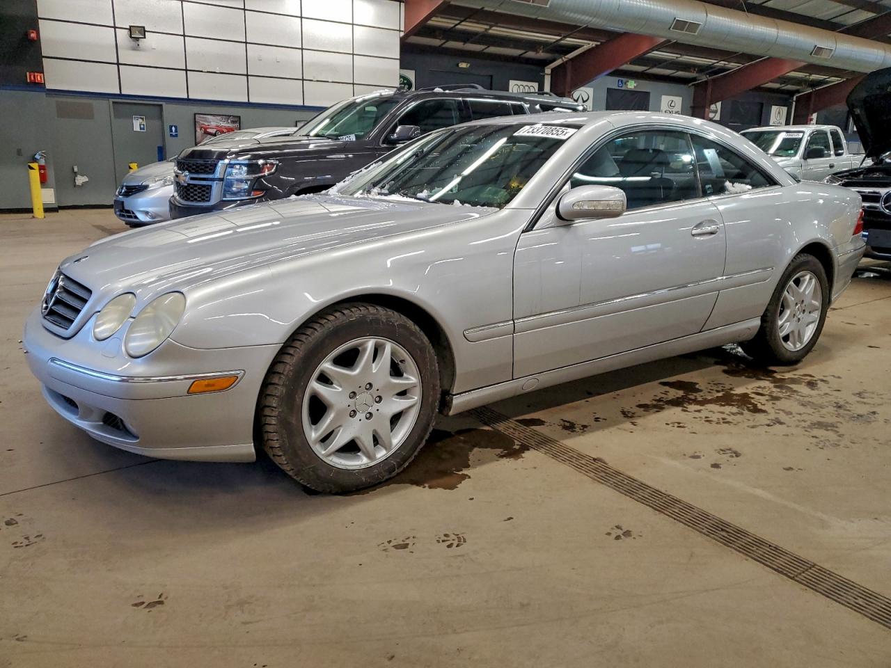 2002 Mercedes-Benz CL 500/600, VIN WDBPJ75J82A022734 — Minor dents and scratches