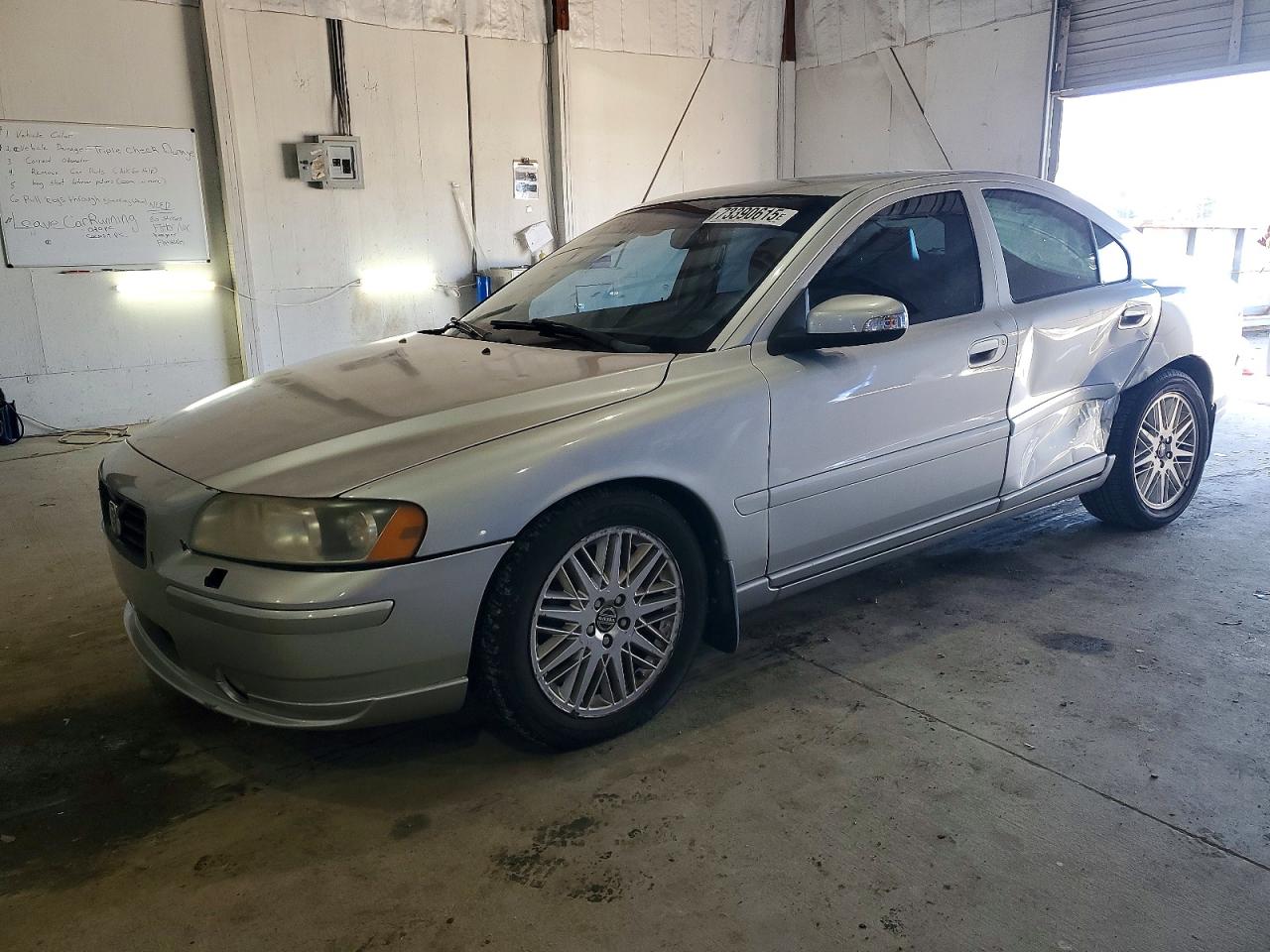 2009 Volvo S60 2.5T, VIN YV1RS592192734032 — Бок