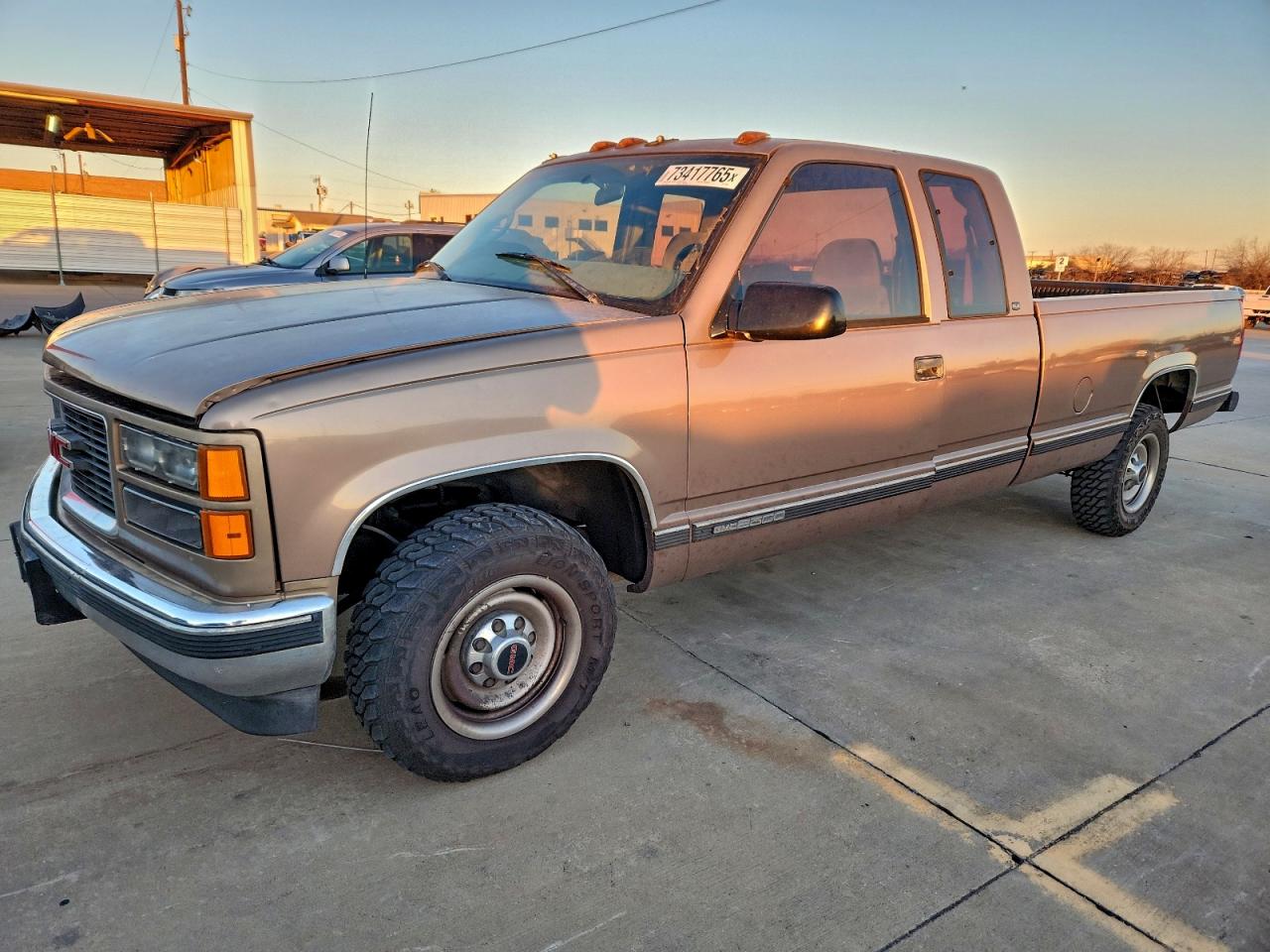 1997 GMC Sierra 2500, VIN 1GTGC29R5VE550419 — Side
