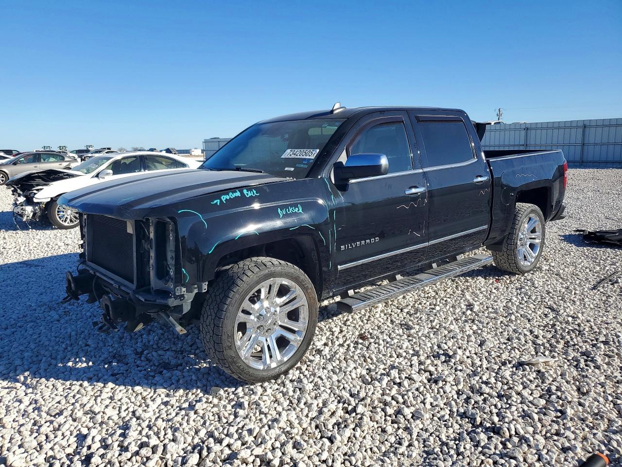 2015 Chevrolet Silverado 1500 LTZ, VIN 3GCUKSEC9FG513696 — Front end