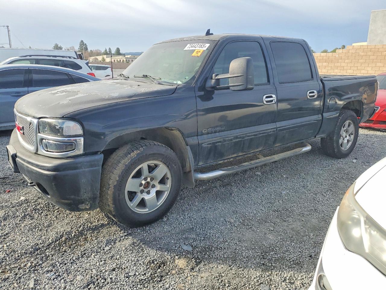 2006 GMC Sierra Denali, VIN 2GTEK63N561188361 — Burn