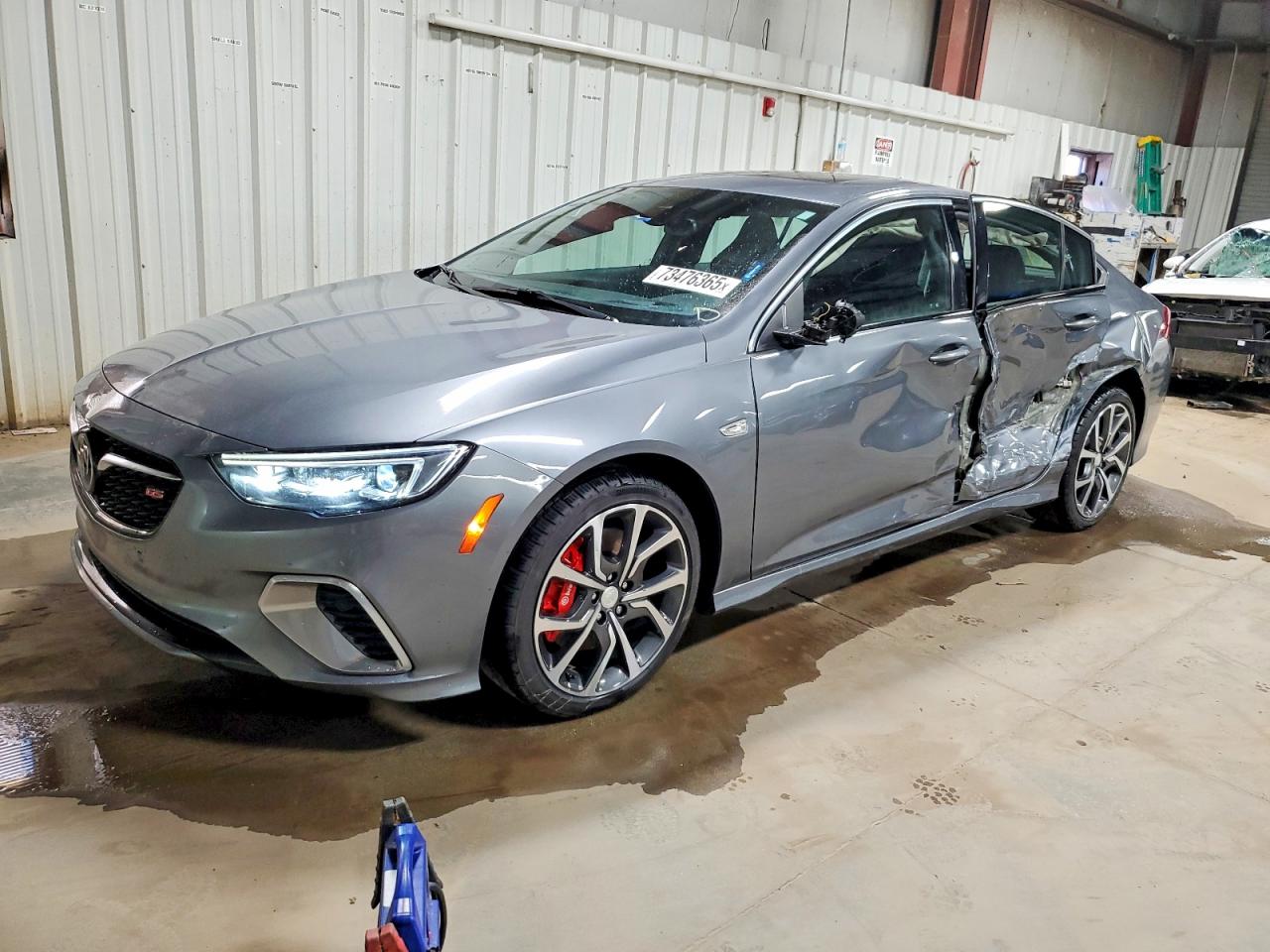 2020 Buick Regal GS, VIN W04GS6SSXL1013339 — Бок