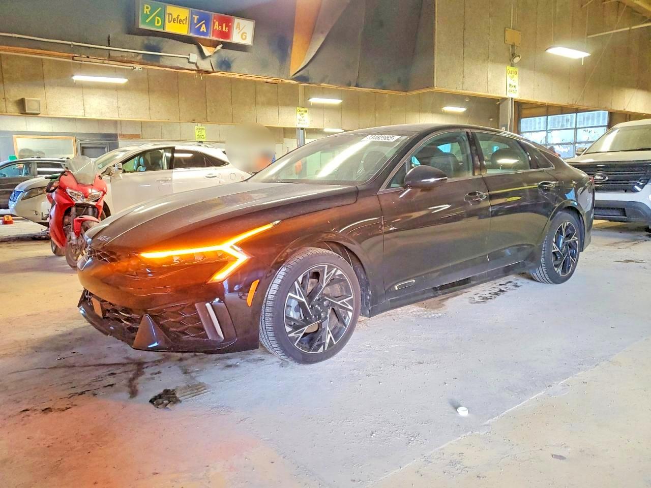 2025 Kia K5 GT-Line, VIN KNAG64J79S5284585 — Prior damage history