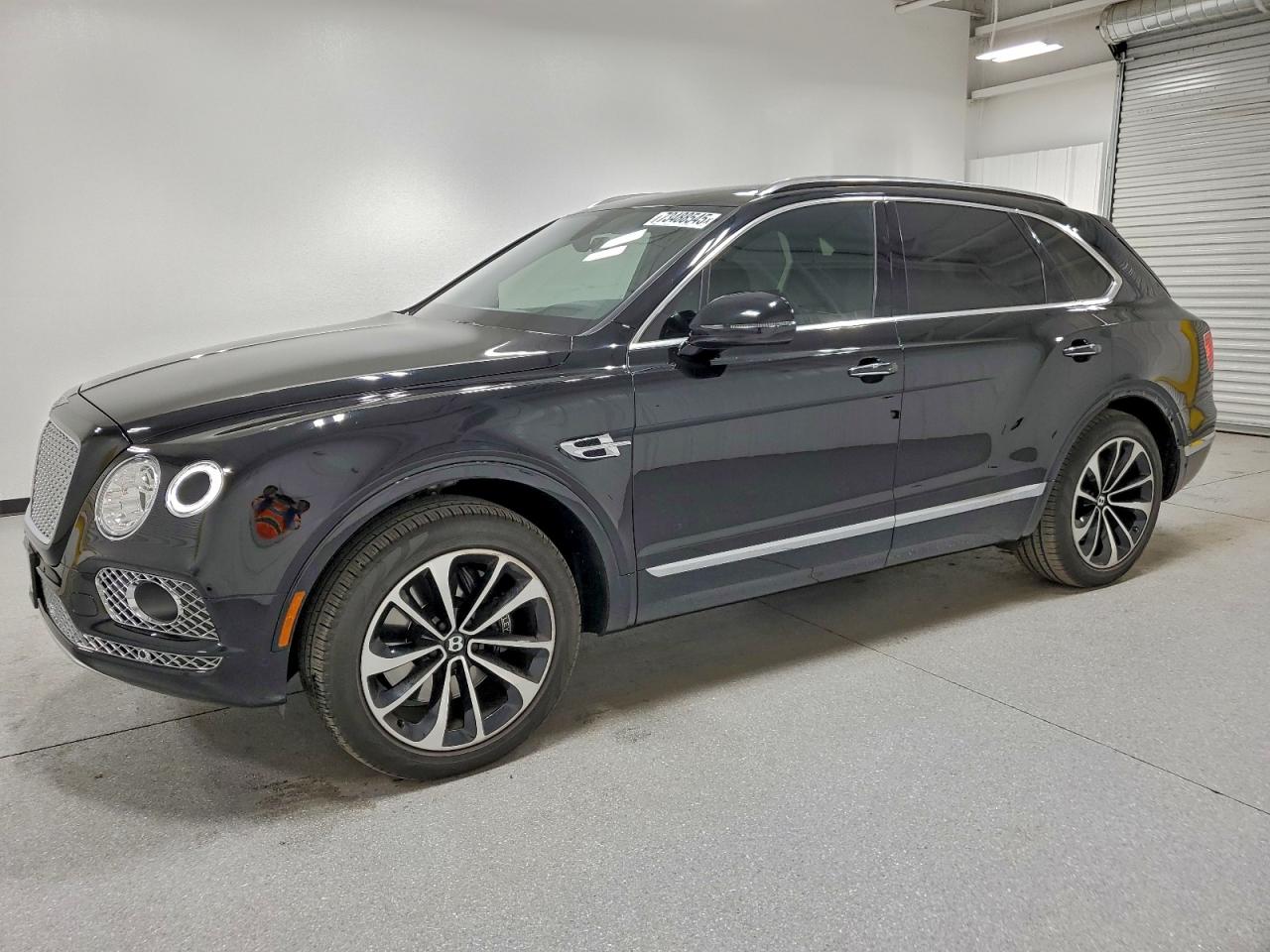 2017 Bentley Bentayga W12, VIN SJAAC2ZV6HC015703 — Prior damage history