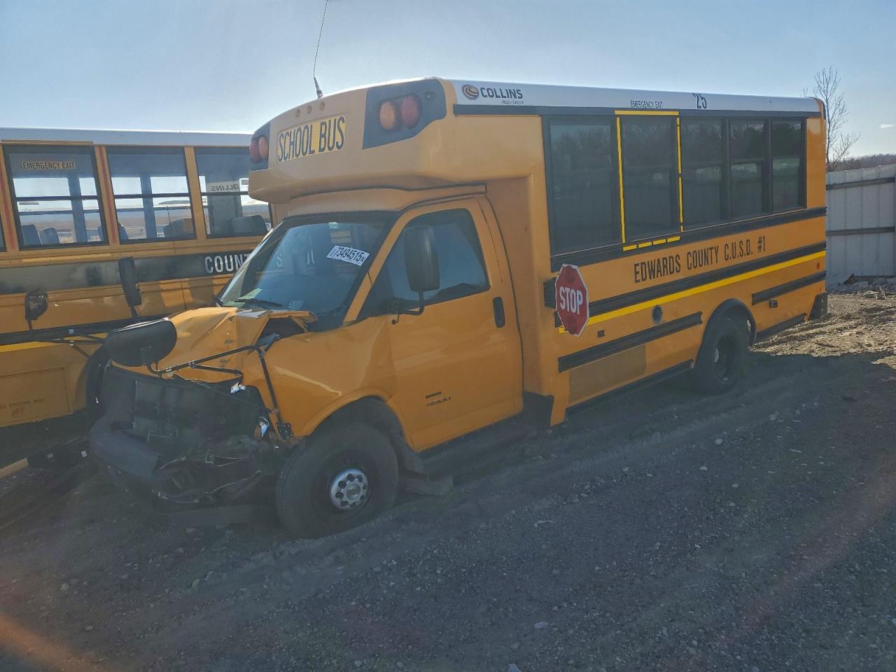 2019 Chevrolet Express G4500, VIN 1HA6GUBG2KN010568 — Front end