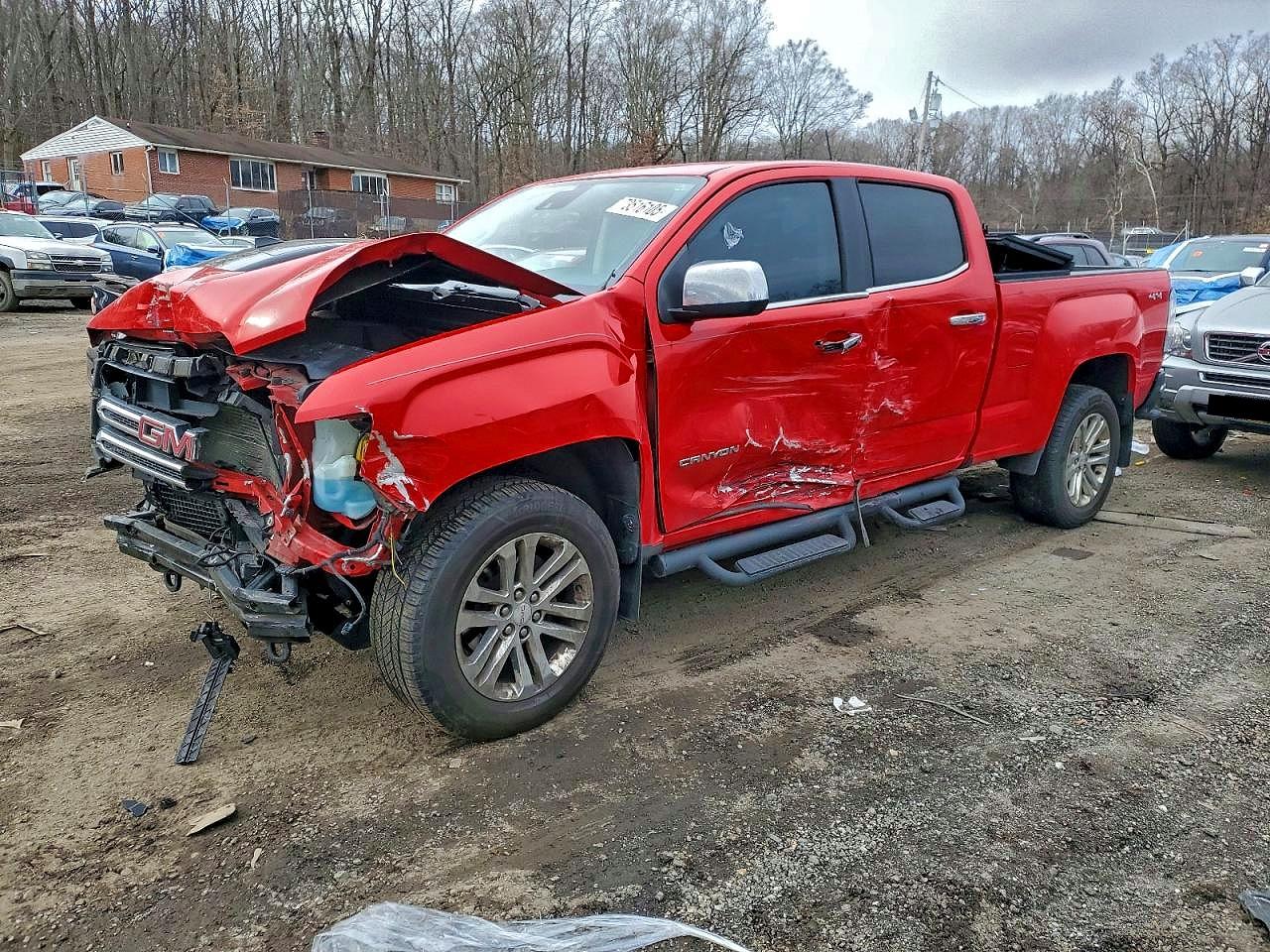 2015 GMC Canyon 4WD SLT, VIN 1GTG6CE34F1152657 — Front end