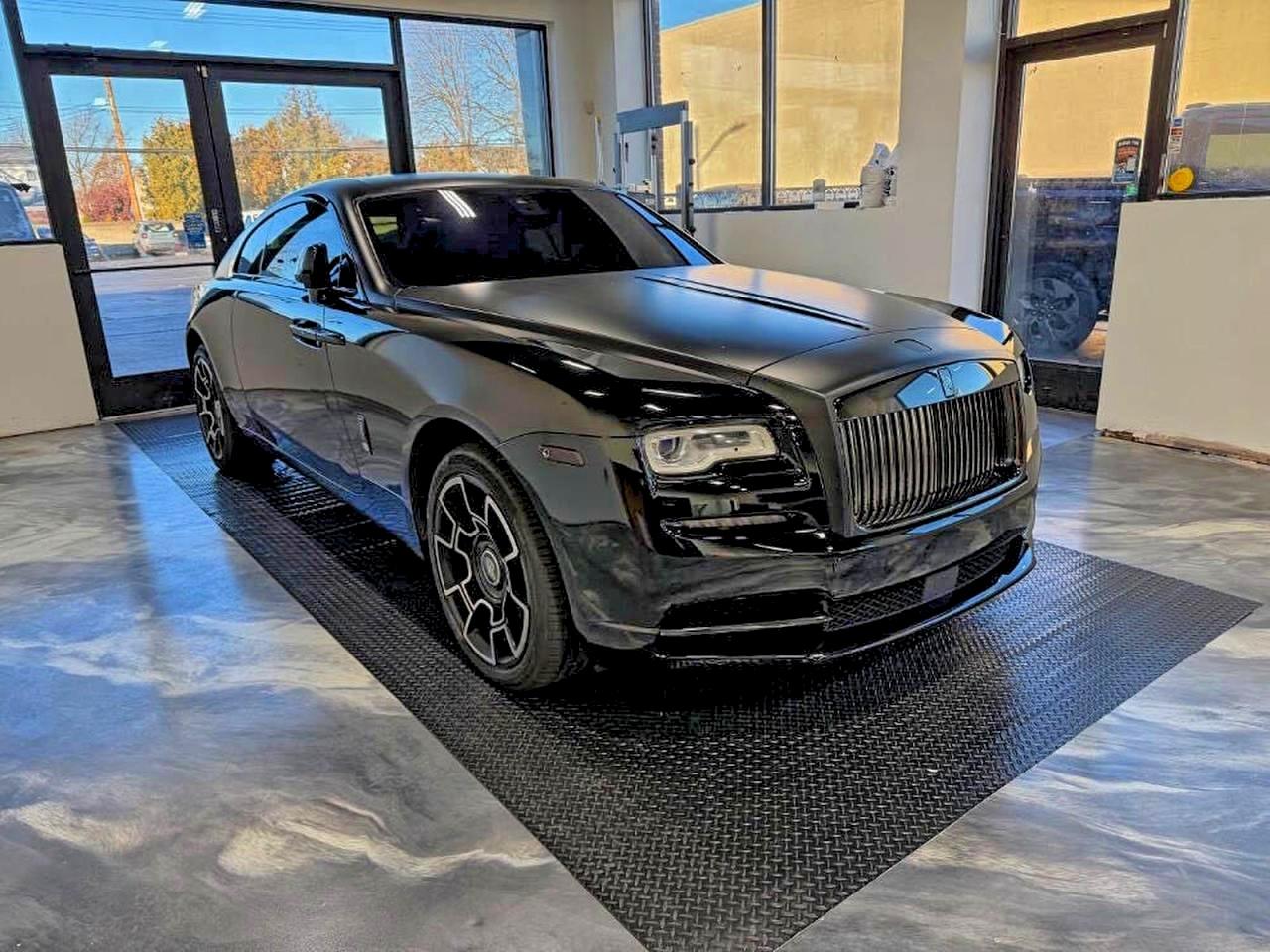 2018 Rolls-Royce Wraith, VIN SCA665C50JUX86994 — Minor dents and scratches